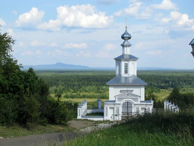 Чердынь гора. Чердынь. чердынь полюдов камень. чердынский краеведческий музей чердынь. вид на полюд из чердыни.