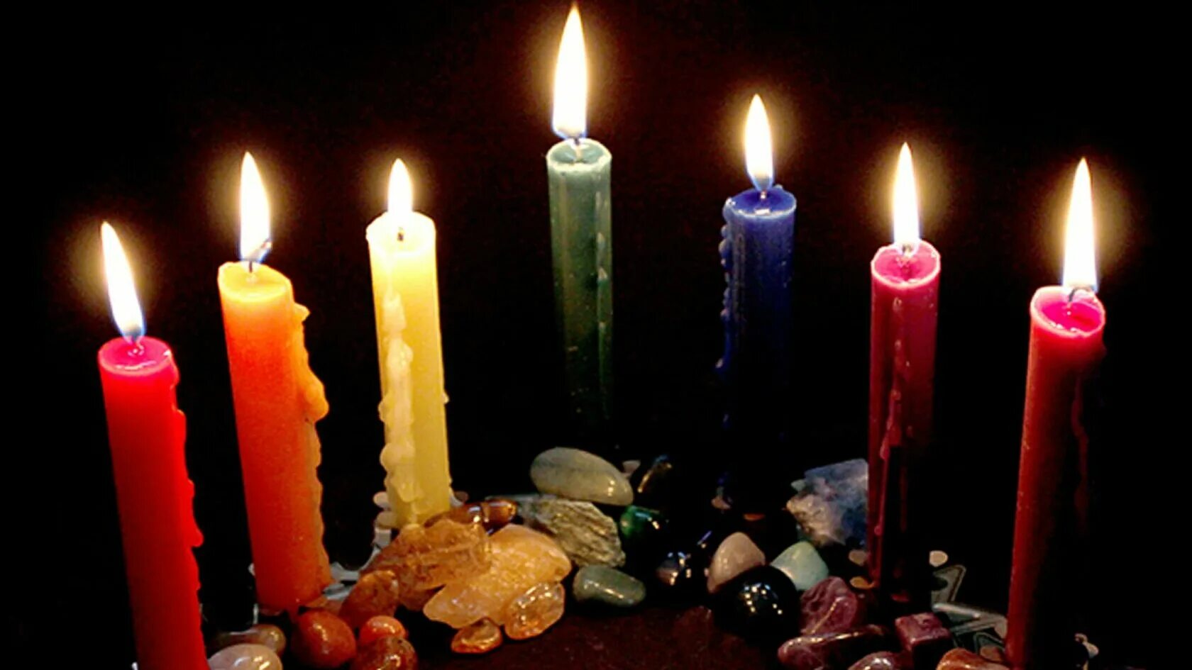 Advent фон. Small candles. Свечи на тойота филдер 1. Свечи долгого горения. Свечи на неделю.