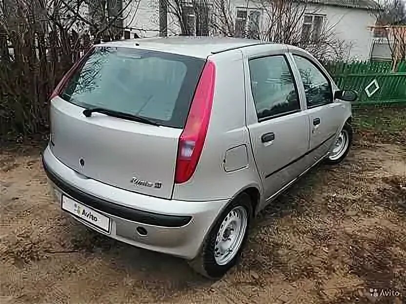 4 синяя. Nissan micra 2007. 4 синяя. Fiat punto 2008 с бровью. Авито фиат пунто.