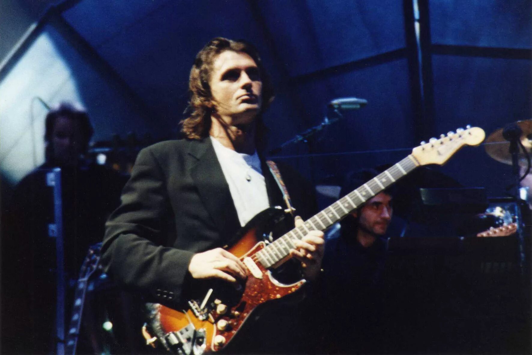 Mike oldfield. Mike oldfield 2025. майк олдфилд группа. mike oldfield 2025.
