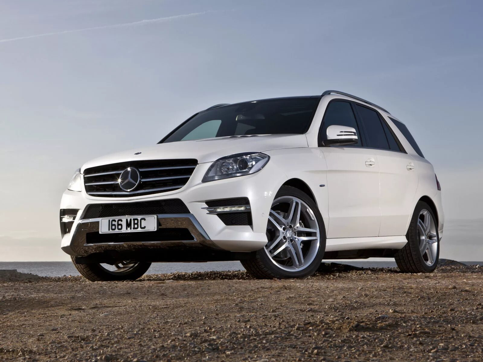 Ml 350 mercedes. Mercedes Benz ml w166. Mercedes Benz ml350 w166. Mercedes Benz ml 350. Mercedes Benz ml 166.