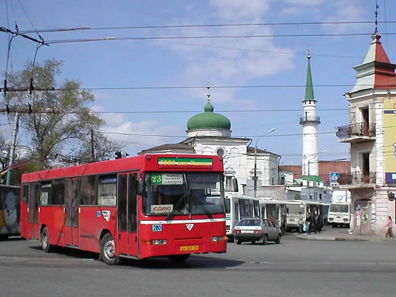 В казани автобусы ездят. СКАНТАТ-5226 "Барс". Автобус Казань. Красный автобус Казань. Старые автобусы Казани.