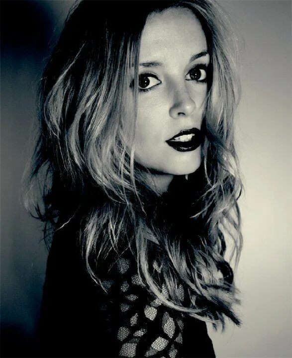 Рут кирни фото. Рут кирни. Ruth kearney. Ruth kearney. Ruth delia kearney.