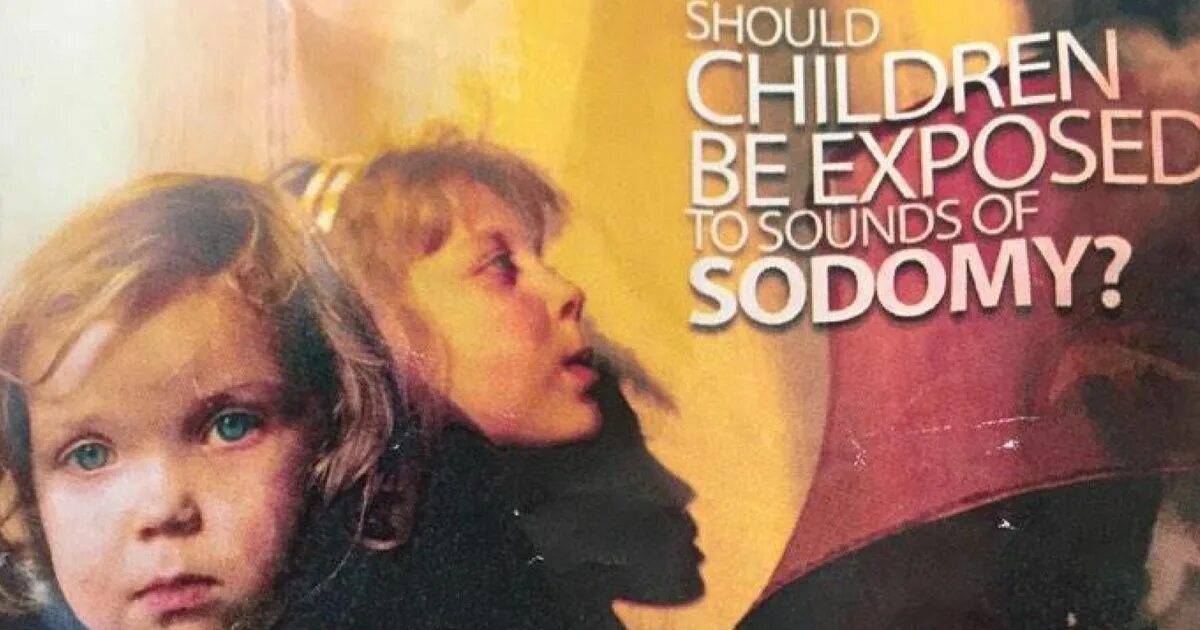 Картинка женщины с детьми-билингвами. Children expose. Дети и природа. Красота детского тела. Children expose.