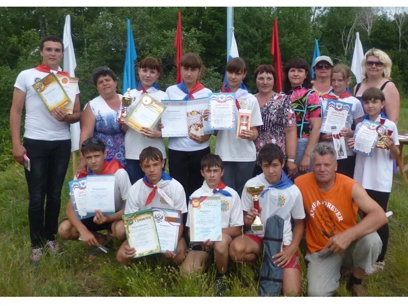 Подслушано прогресс. Самарская область Хворостянский район село Владимировка. Владимировка Хворостянский район Самарской области. Новотулка Хворостянский район Самарская область. Школа Масленниково Хворостянский район.