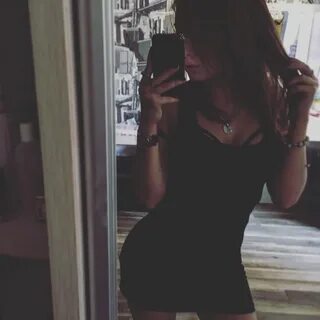 Селфи без лица женщина