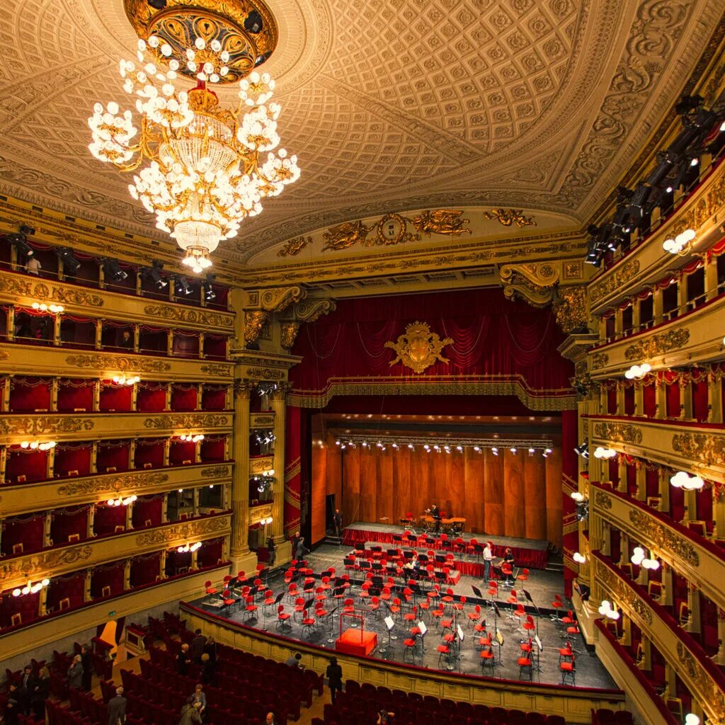 La scala отзывы. Милан ла скала 1814. Театр картинки. Миланский театр алла скала. Театр алла скала в милан.