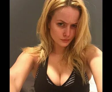 Model Simone Holtznagel flaunting her boobs in this no make up selfie. 