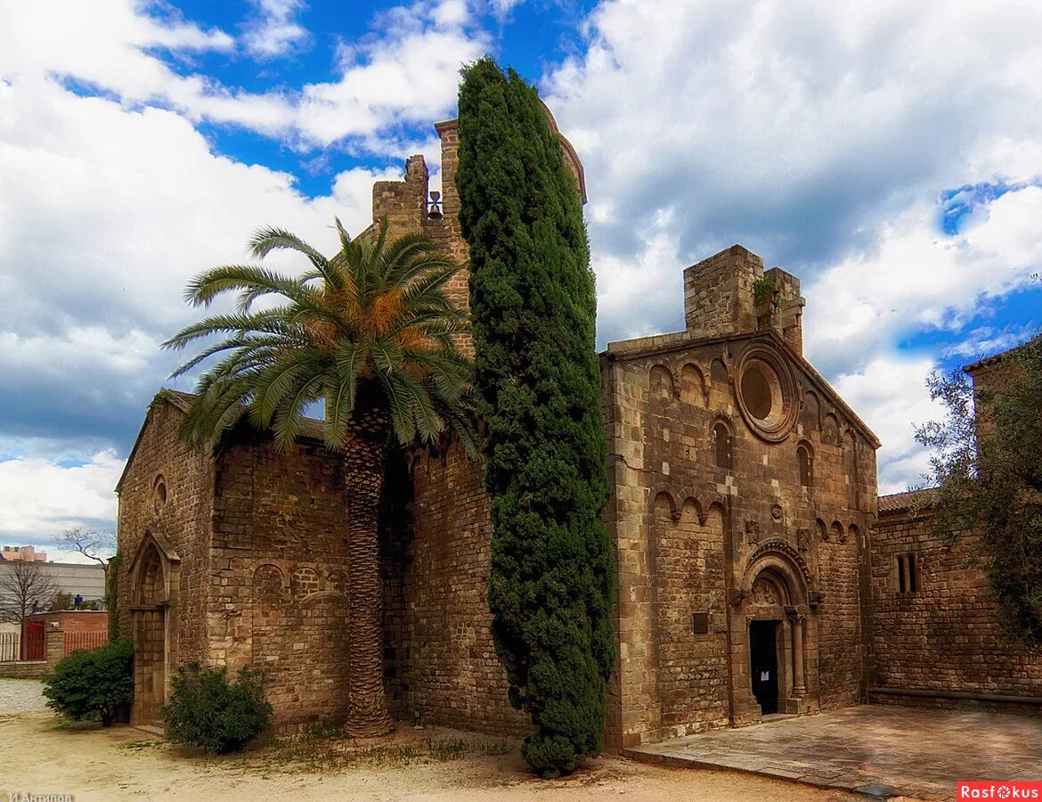 сант кугат испания. самый большой бассейн в мире чили. сан хосе дель кабо пляж. сан хуан никарагуа. церковь сан-педро в городе вито́рия-гасте́йс испания.