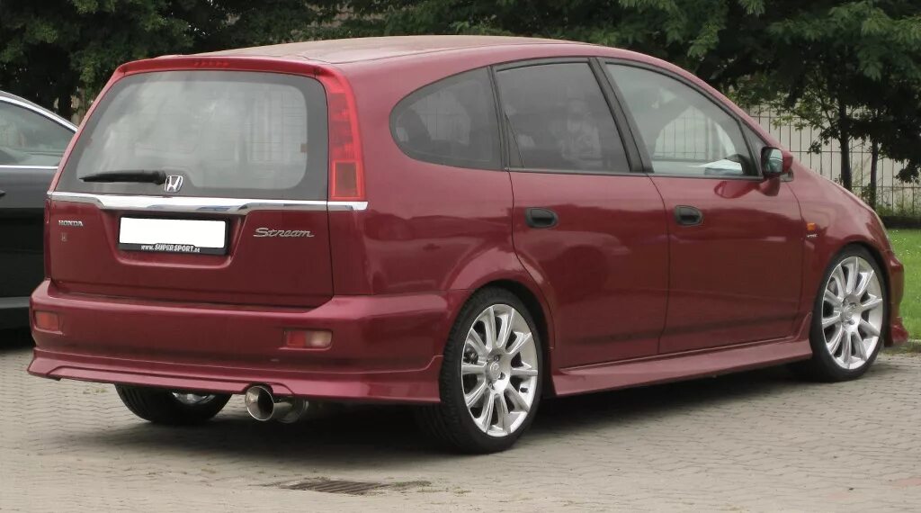 Honda Stream 2 Tuning. Обвес Honda Stream rn6. Хонда стрим рн6. Хонда стрим 1 поколение.