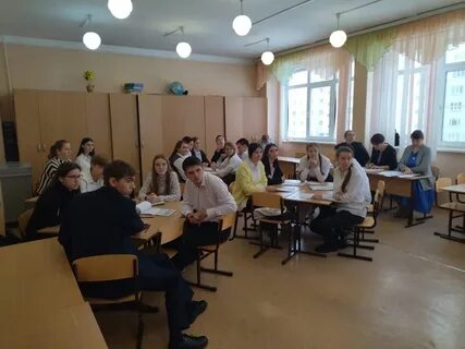В гимназии занимались