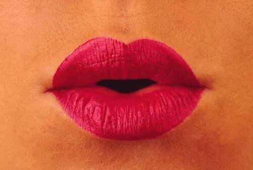 I love lips. Губы с языком. Поцелуй с пухлыми губами. Целую пухленькие губы.