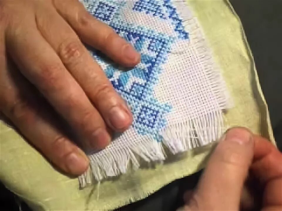 Способы вышивки нитками мулине на канве. Канва для вышивания крестиком с люрексом. Накладная канва для вышивки. Накладная канва для вышивки. Канва ткань для вышивки крестом.