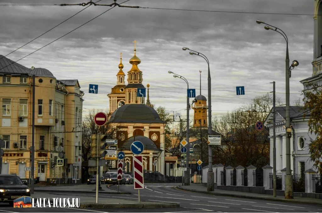 Николоямская улица. Храм сергия радонежского в рогожской слободе. Николоямская церковь. Николоямская церковь рязань. Яузская улица.