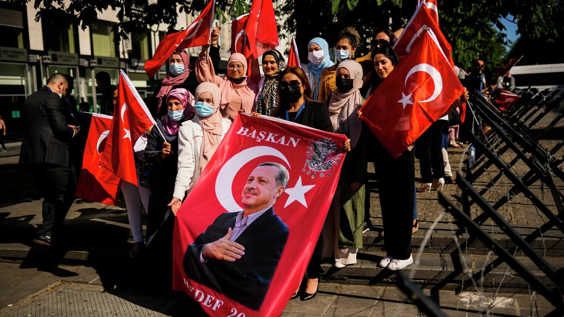 Почему турция с россией. Национальный Альянс Турция. Вашингтон Турция. Почему Турции 100 лет.