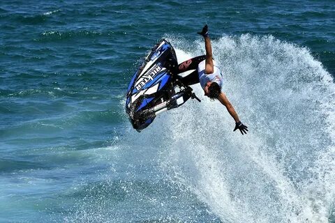 Jet skiing перевод