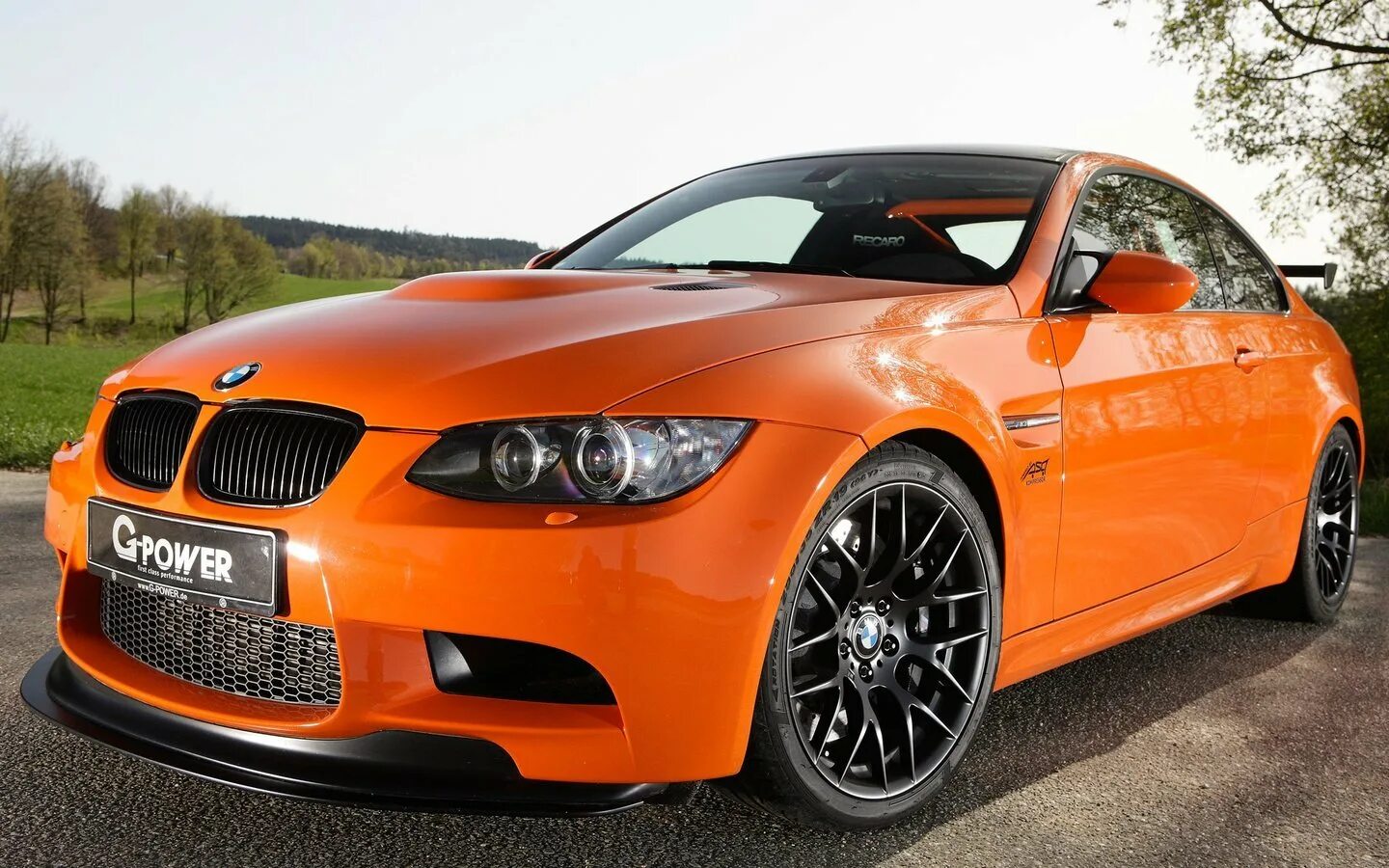 Включи оранжевый автомобиль. BMW m3 GTS. M3 e92 GTS. BMW m3 e92. BMW m3 e92 g Power.