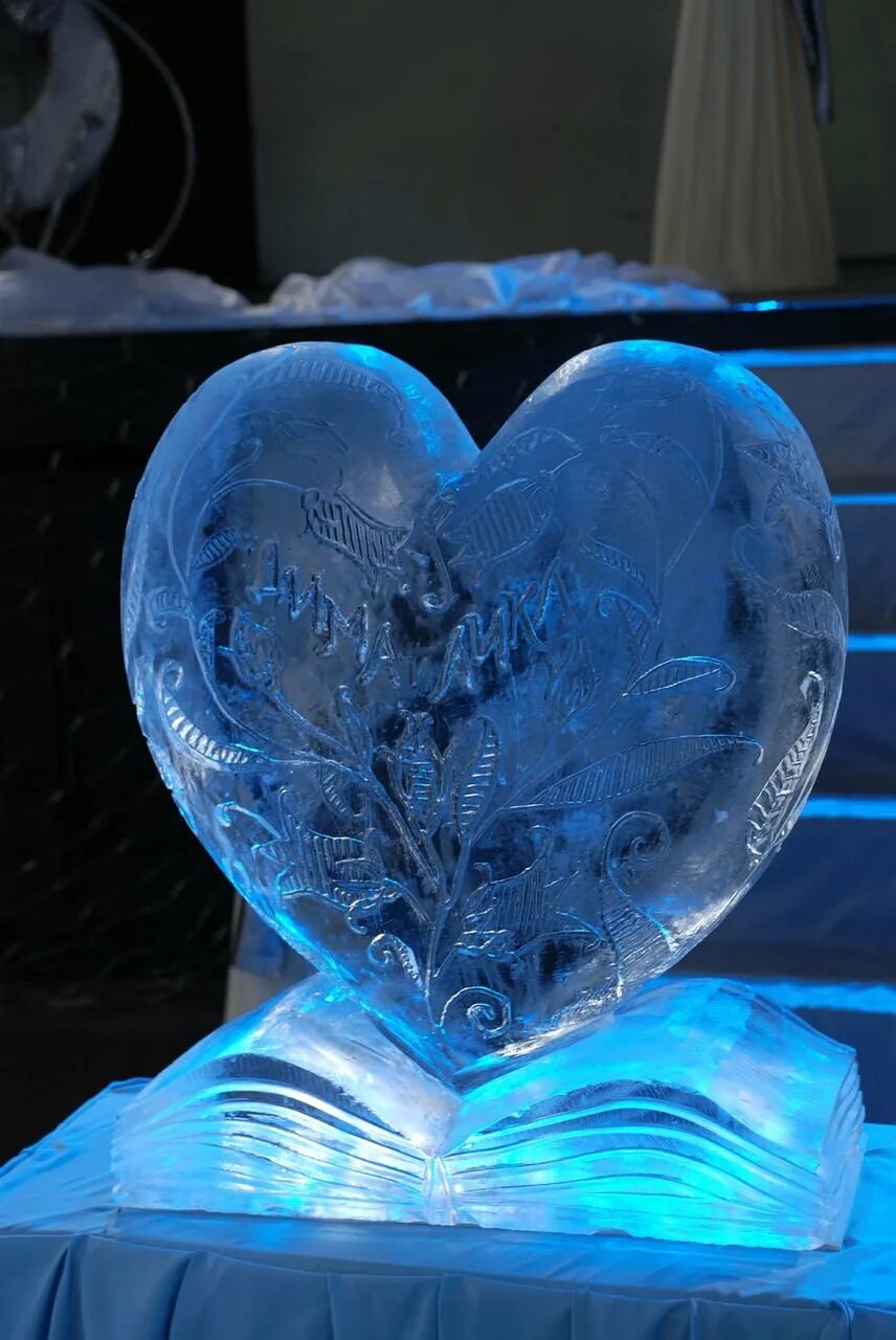 Как сделать красивый лед. Цветной лед для коктейлей. Как сделать красивый лед. Лед в стакане. Кубики льда с цветами.