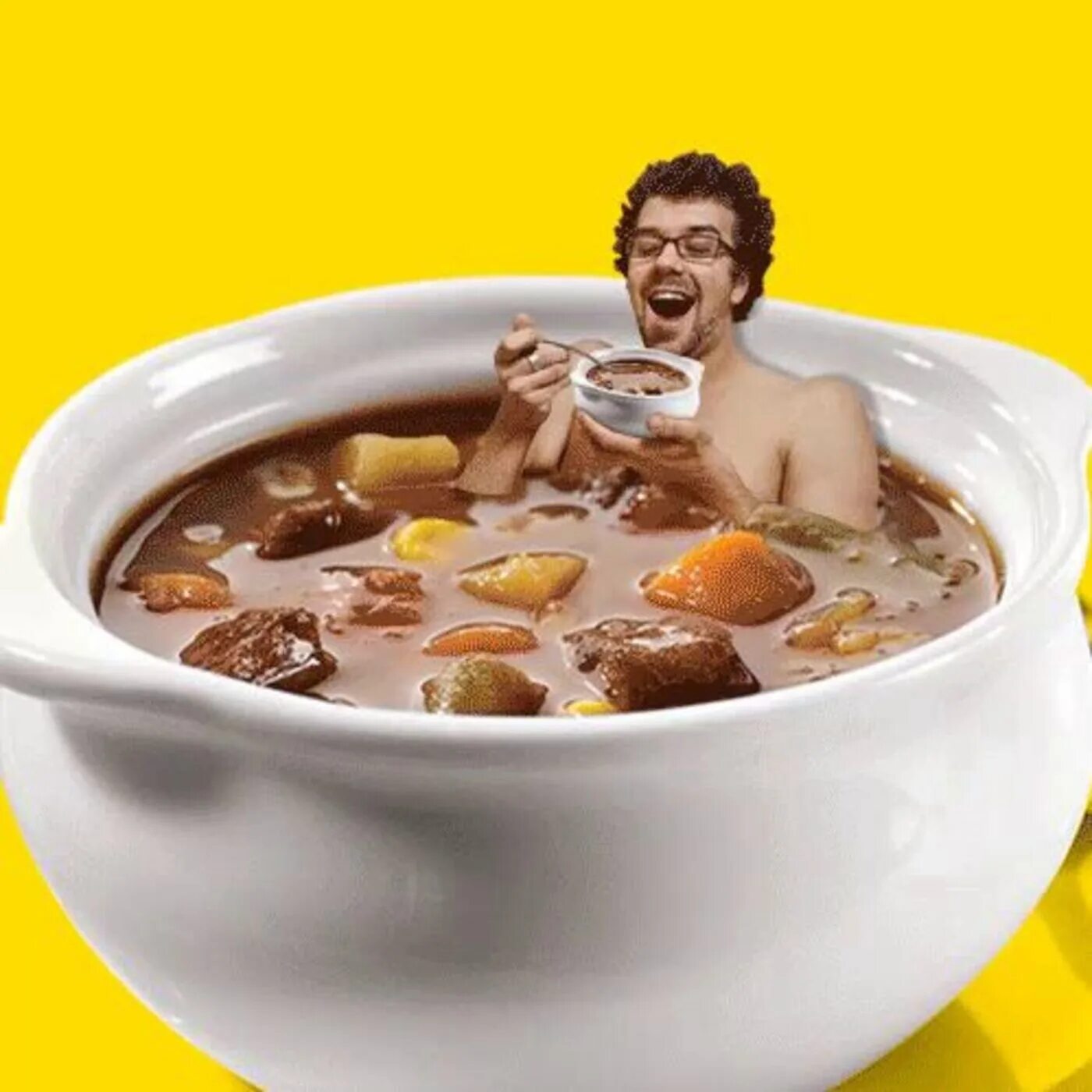 Прикольный суп. Суп гиф. Большая тарелка супа.