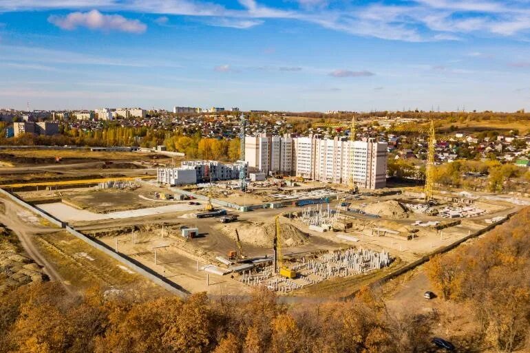 Купить булгаковский парк. Кронверк Булгаковский парк. Булгаковский парк Саратов. Булгаковский парк Саратов дом 8. Булгаковский парк Саратов Гуселка.