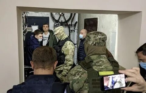 Депутатов арестовывают