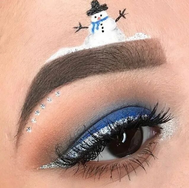 Winter is coming! #snowflake eye #makeup Christmas eye makeup, Christmas makeup,