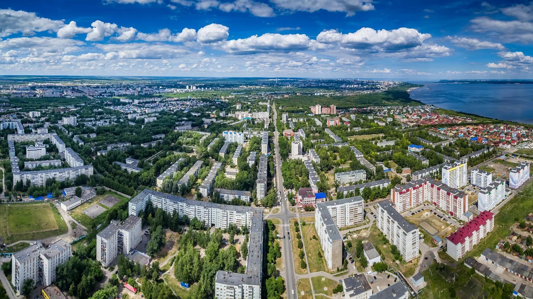 Поволжская ульяновск. Ульяновск новый город с высоты птичьего полета. Ульяновск Засвияжский район. Ульяновск новый город сверху. Ульяновск новый город вид сверху.