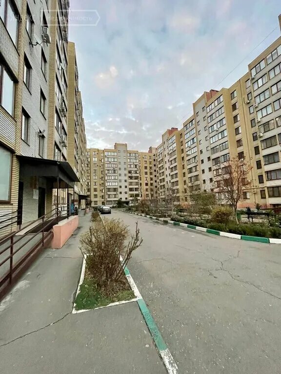 Инициативная 50 таганрог. Таганрог ул. Таганрог ул инициативная 48. Таганрог инициативная. Инициативная 54 а таганрог.