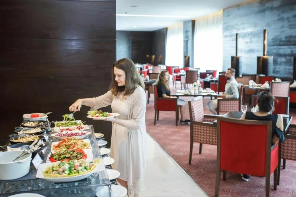 Royal m Hotel Fujairah 4. Royal m Hotel Fujairah 5 Фуджейра. Royal m Hotel Fujairah Mall 4* ОАЭ, Фуджейра ОАЭ. Royal m отель.