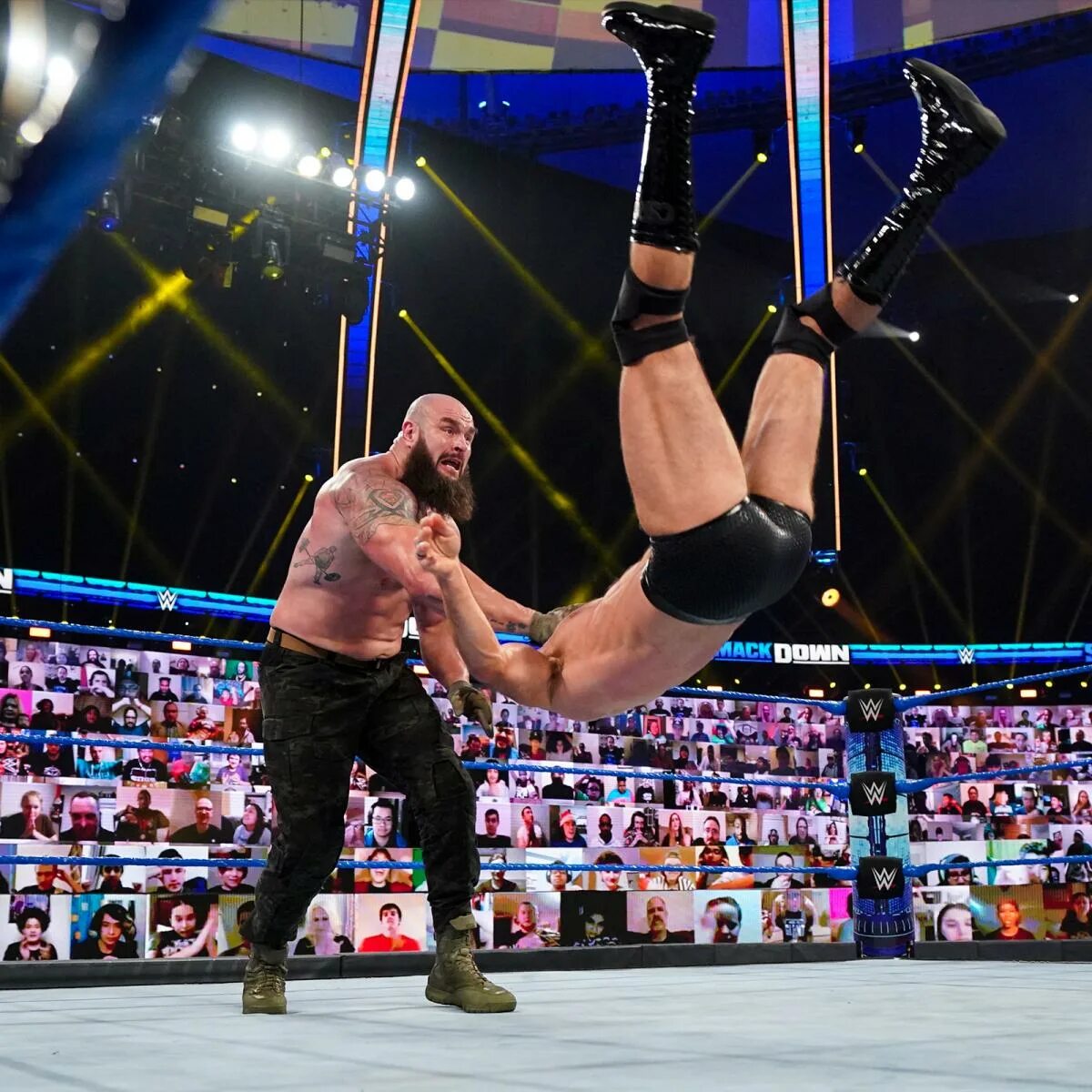 Силам брауна. Браун Строуман. Браун Строман WWE. Braun Strowman 2021. WWE Браун Сторуман.