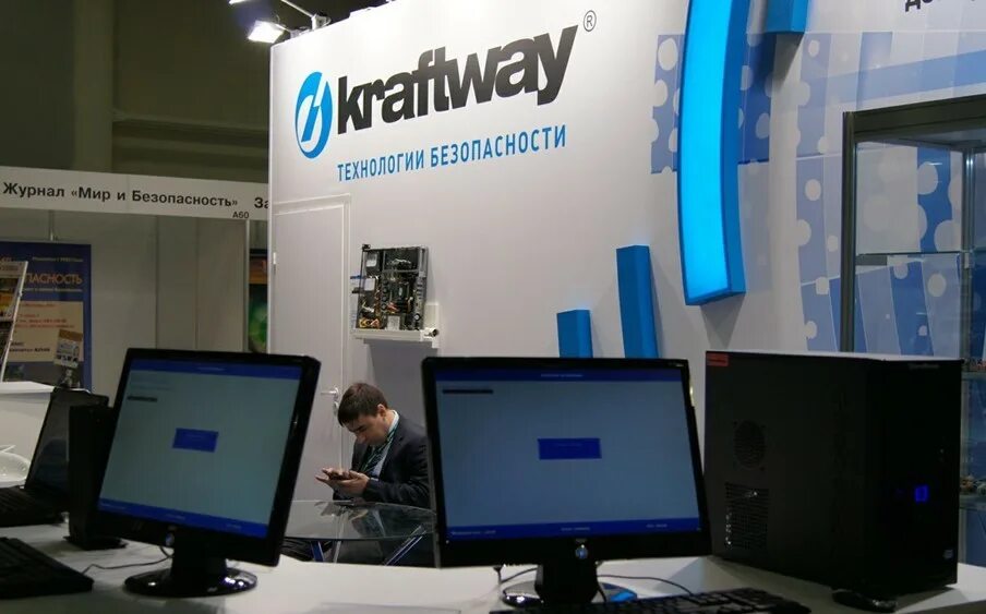 Крафтвэй корпорэйшн плс. Крафт забора в майнкрафт. Вей крафт. Kraftway логотип. Вей крафт.