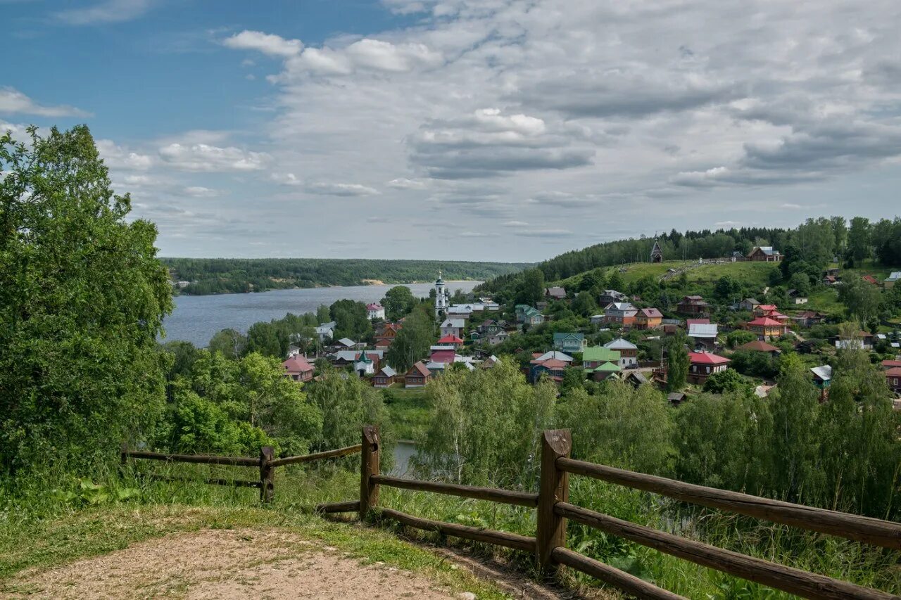 Плес часы работы. Соборная гора плес. плес на волге. плёс на волге город.