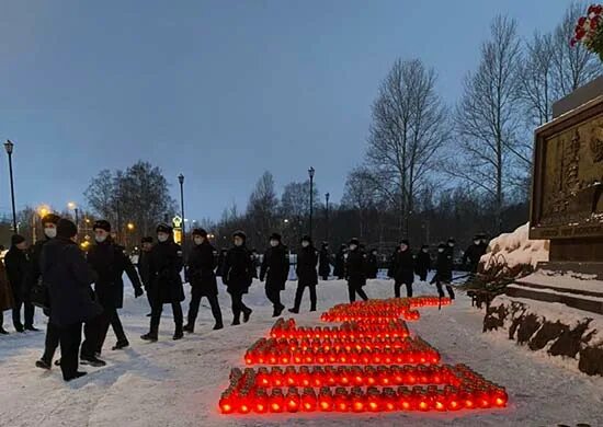 Масленица в кронштадте 2024. Кронштадт Рождество ВМФ. Блокада Ленинграда Кронштадт. ОУЦ ВМФ. Сад памяти Кронштадт.