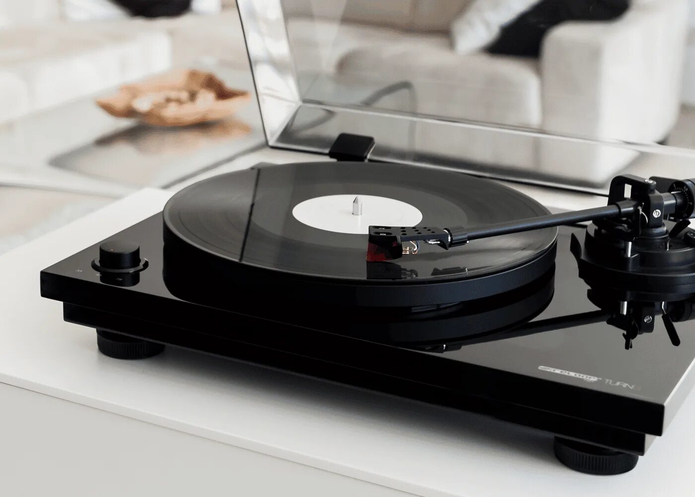 Проигрыватели reloop. Reloop turn 3. reloop turn 5. reloop turn 2 black. проигрыватель beatles mini turntable with 3”.