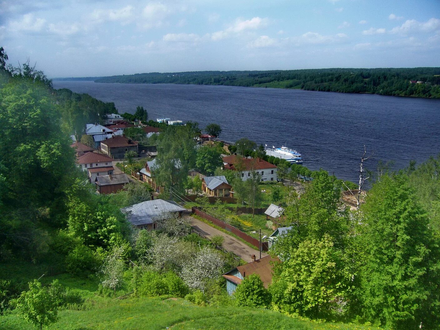 Плёс город. Плес Владимирская область. Плес на Волге. Плес Иваново.