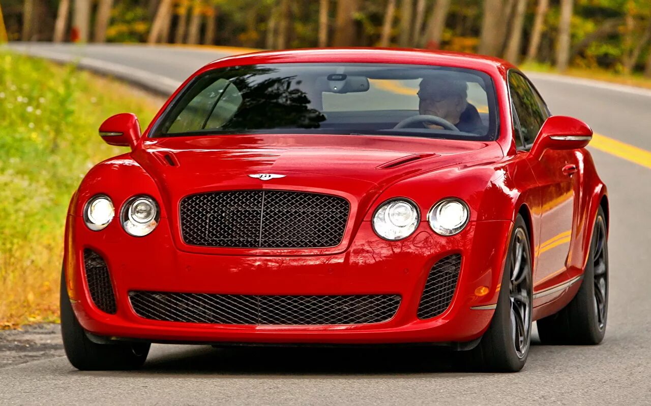 Bentley Continental Supersports. Бентли Континенталь gt. Красная Бентли 2022. Бентли 1200.