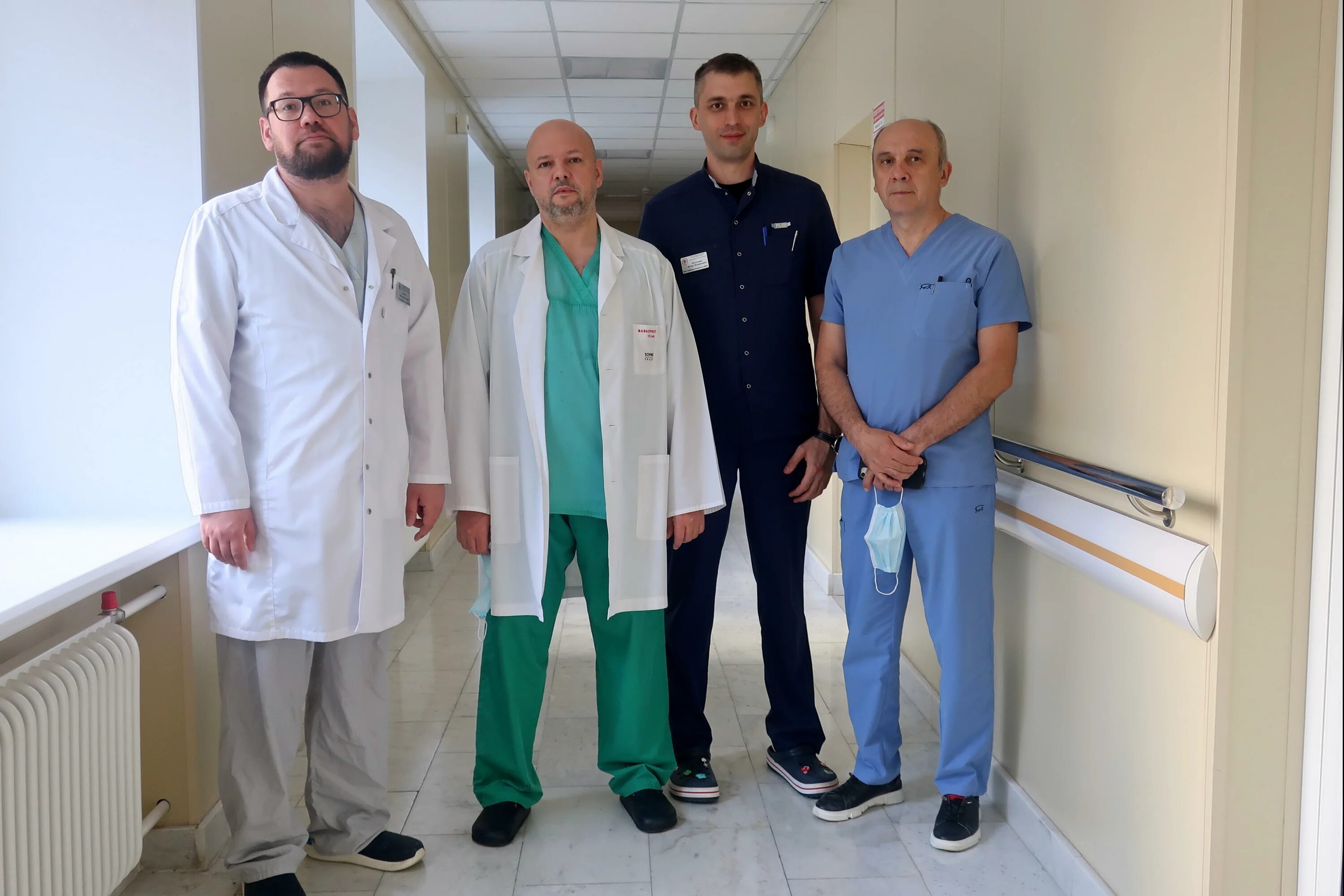 Колибри стоматология екатеринбург. 1 областная больница екб. Врачей 1 екатеринбург. Црб травматологическое отделение. Челчушев дмитрий александрович.