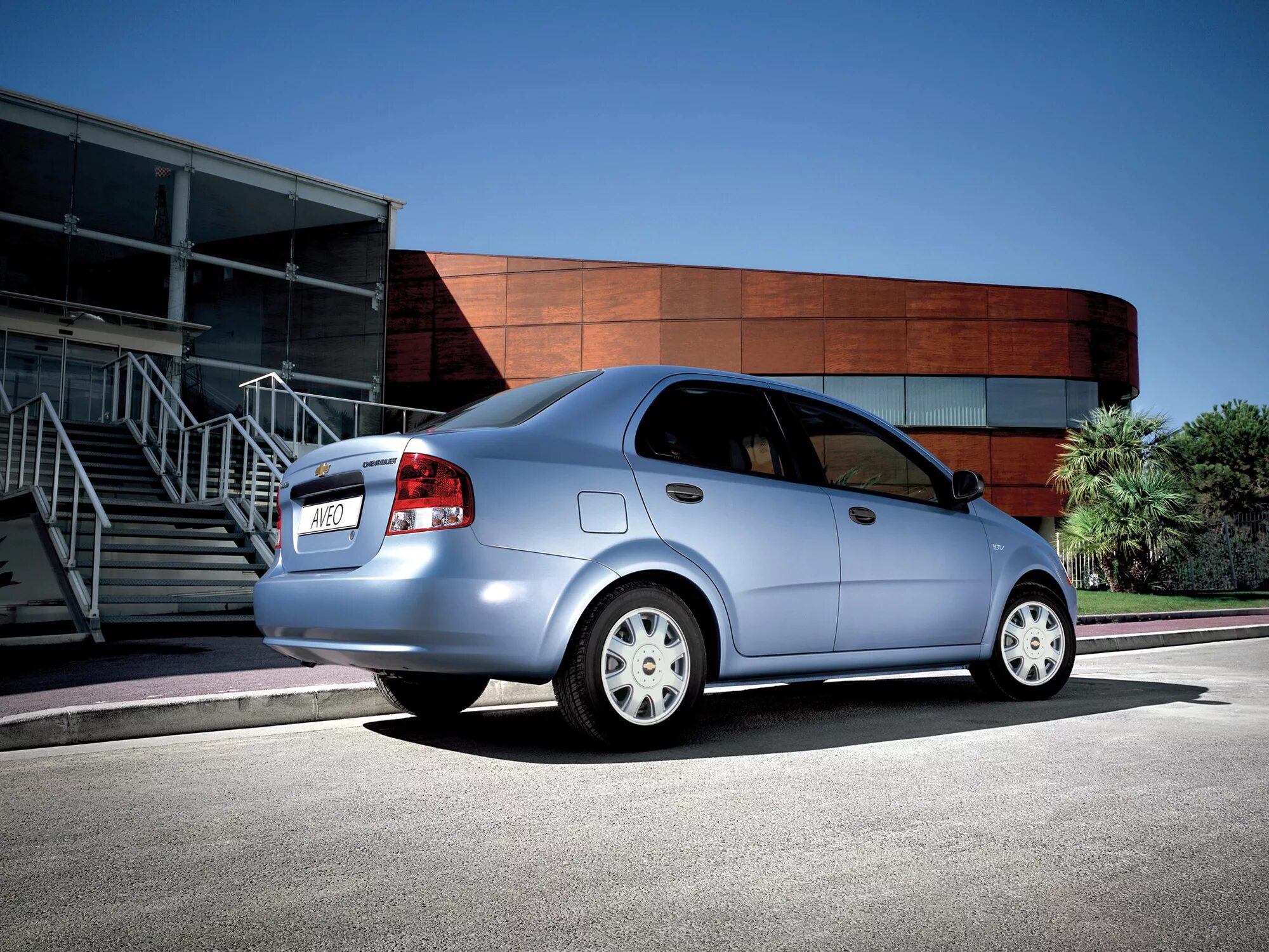 Шевроле авео т200 хэтчбек. Chevrolet Aveo (t200). Chevrolet Aveo t200 седан. Chevrolet Aveo t200 хэтчбек. Chevrolet Aveo 2002.