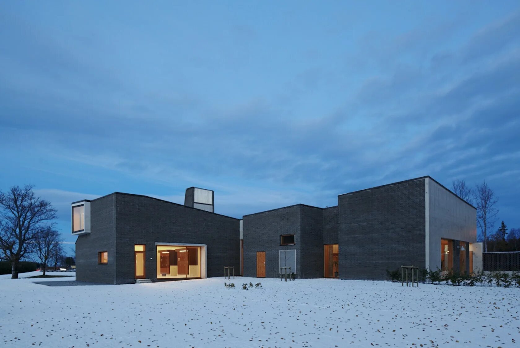 Vestfold Crematorium / Pushak. Крематорий Hofheide. Крематории Европы архитектура. Крематорий в Берлине.