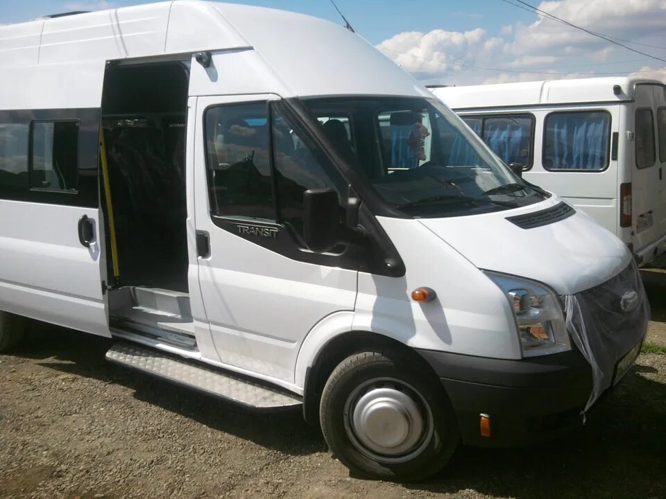 Ford Transit 2012. Ford Transit 2012 Maxi. Форд Транзит 2012 года пассажирский.
