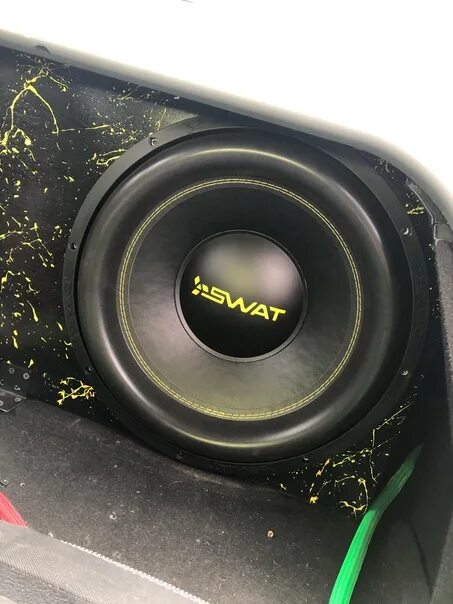 Сабвуфер сват 15. Swat exe 15. 2. Сабвуфер swat в машине. Swat 15 сабвуфер 800w.