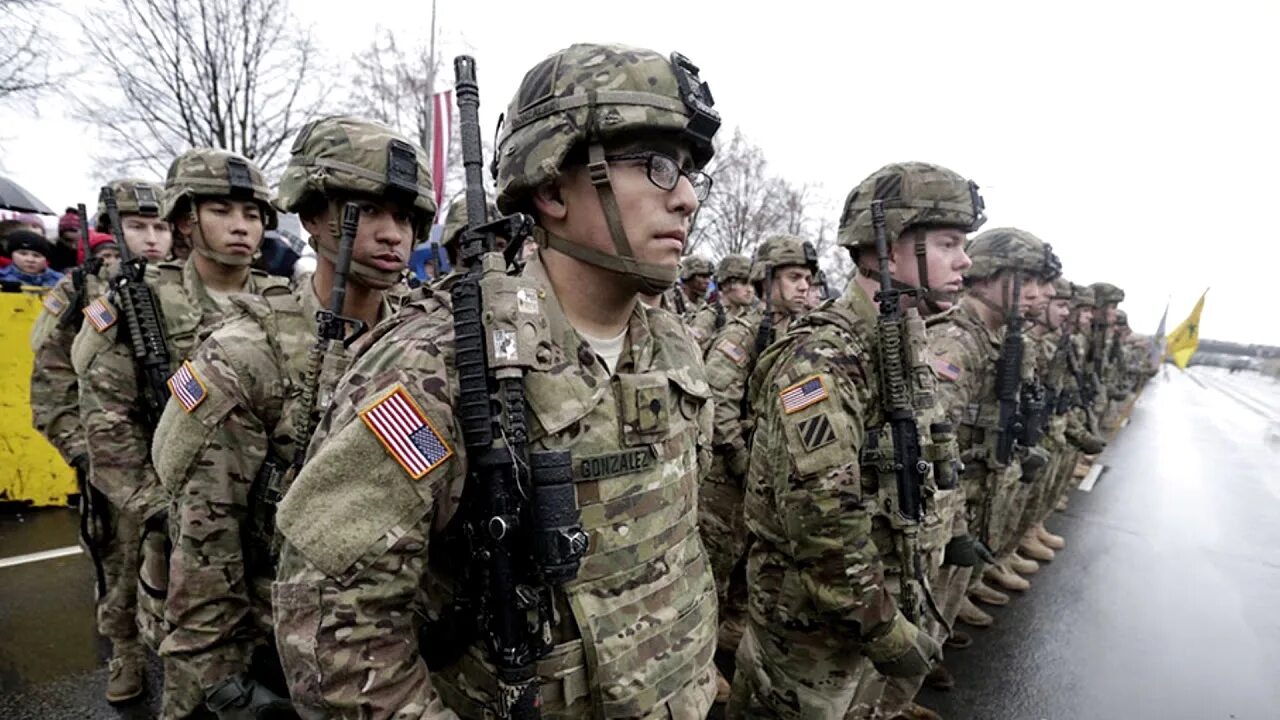 Американские военные. Американские военные учения. Солдат вс США. Сухопутные войска США.