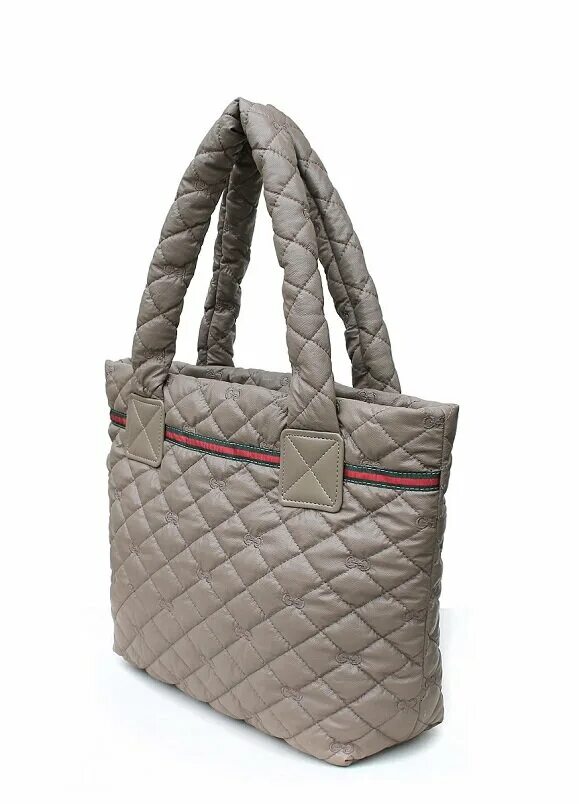 Стеганые сумки своими руками. Сумка из стеганой ткани в интерьере. Стеганая джинсовая сумка. Сумка из стеганой ткани. Стеганные женские сумки.