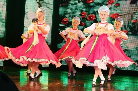 Костюм народный танцевальный