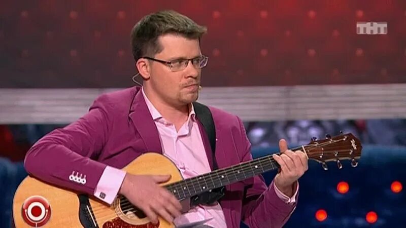 гарик харламов суровый. камеди клаб гарик харламов. харламов гарик суровой. харламов гарик суровой.