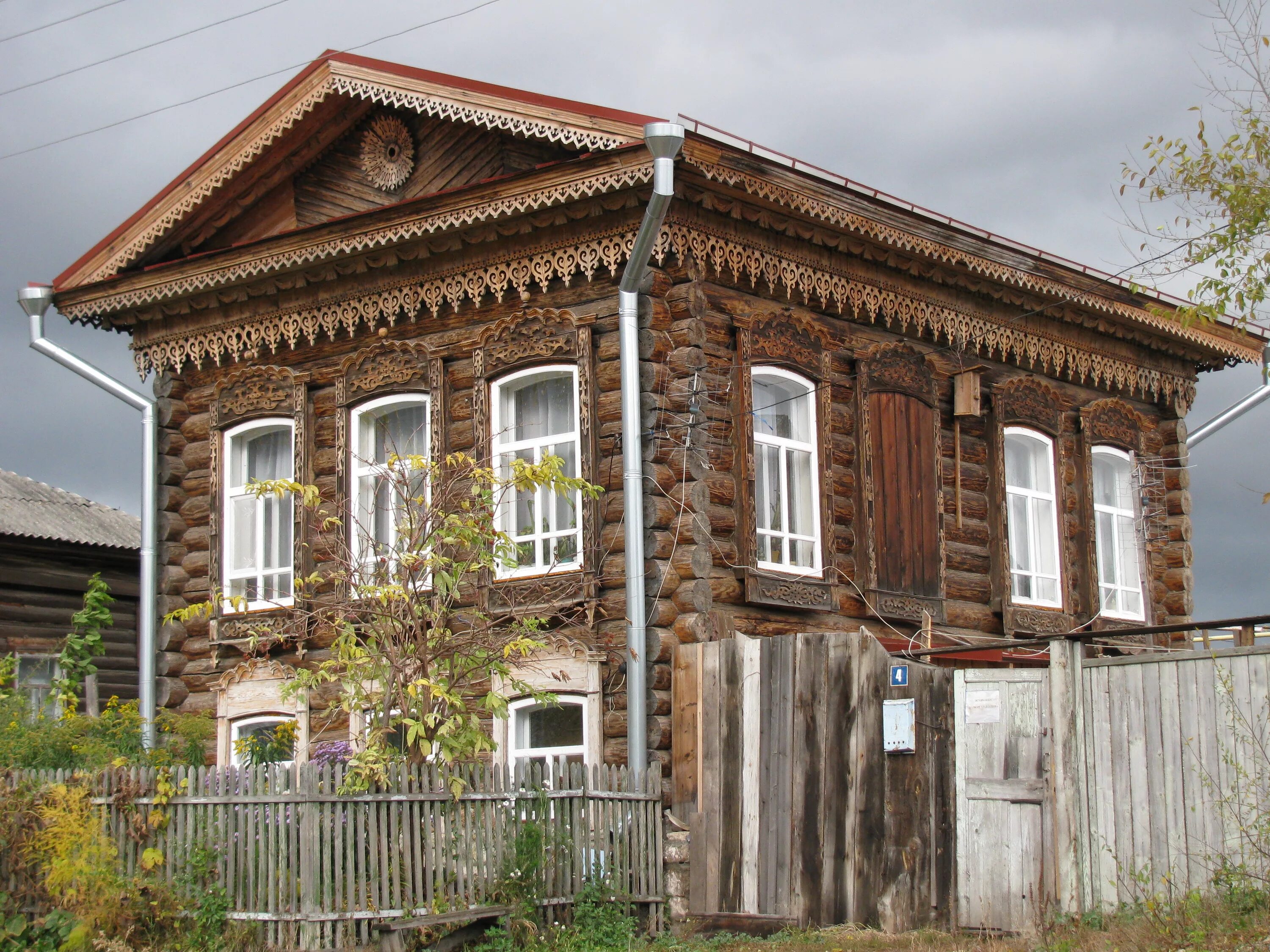малый оеш новосибирская область колыванский район. дом в колывань новосибирская. дом купца паисова колывань. коттедж в колывани. дом купца р.