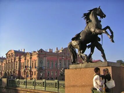 Санкт петербург лошадь