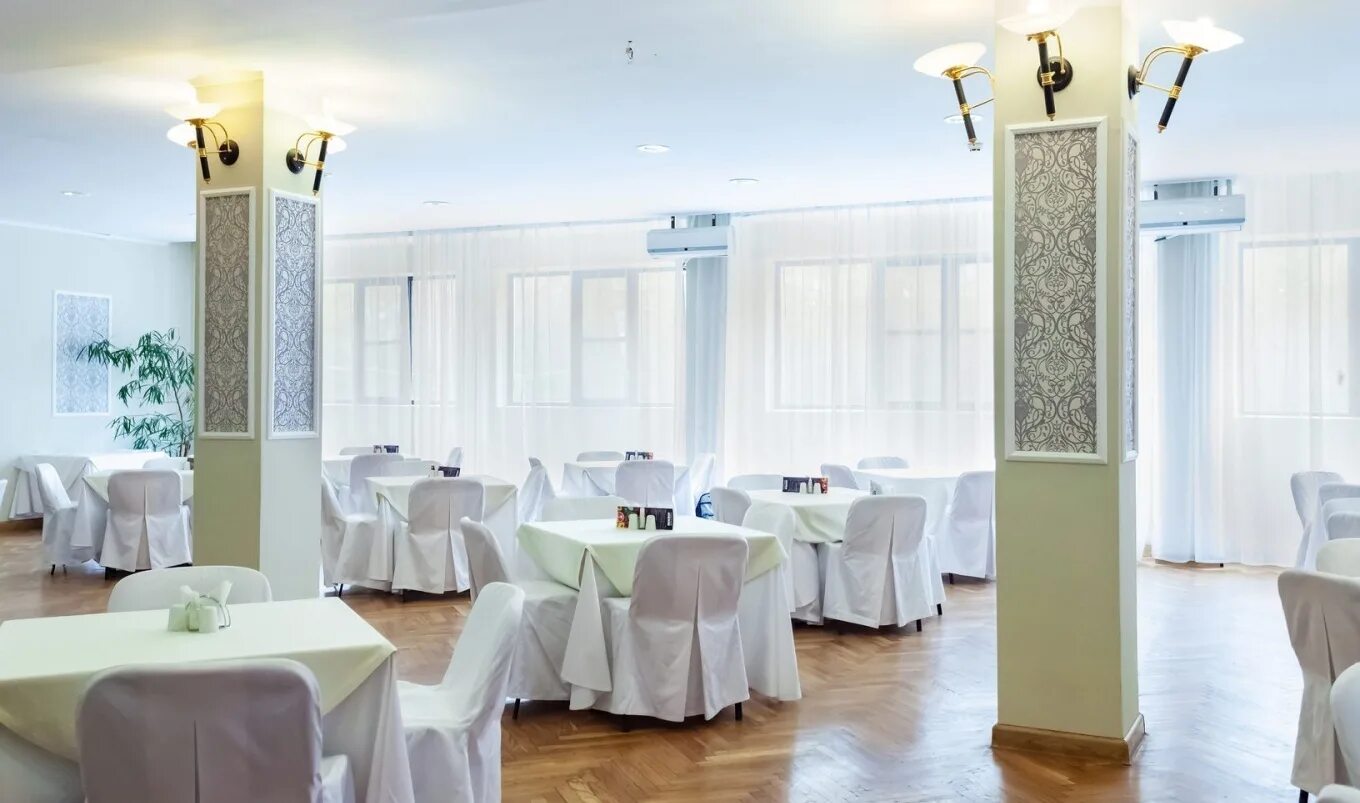 Девон медикал спа. Devon devon medical spa. Девон медикал спа прокол ушей. Девон медикал. Санаторий devon medical spa.