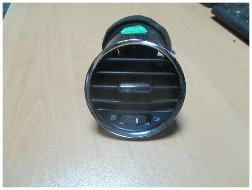 Сопло лачетти. Дефлектор воздуховода лачетти хэтчбек. Дефлектор воздуховода лачетти хэтчбек. 2. Дефлектор воздуховода шевроле спарк 1.