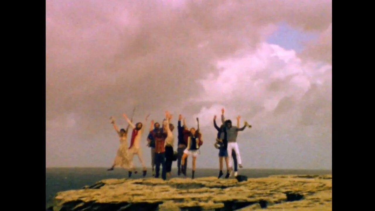 Home edward sharpe and the magnetic zeros. Эдвард шарп и магнетика. home edward sharpe. edward sharpe the magnetic zeros home official video. саундтрек с треком home edward sharpe.